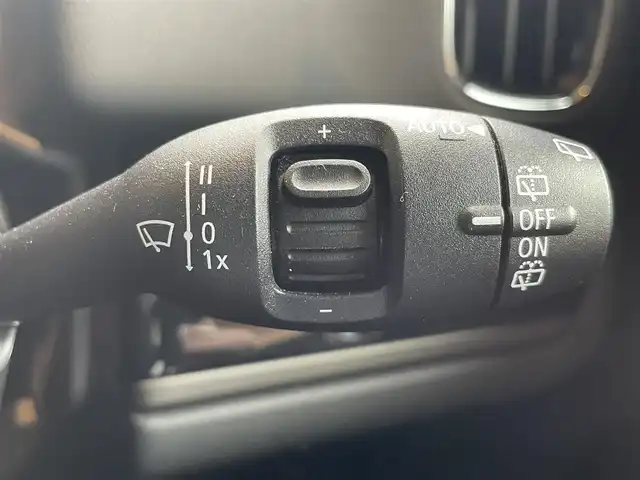 ＭＩＮＩ ミニ クロスオーバー クーパー D 高知県 2020(令2)年 1.3万km メルティングシルバーM 純正ナビゲーション　/バックカメラ　/前後ドライブレコーダー　/電動リアゲート　/ＬＥＤヘッドライト　/フォグランプ　/ＥＴＣ　/フロアマット　/ＵＳＢ入力端子　/コーナーセンサー　/クルーズコントロール　/１８アルミホイール