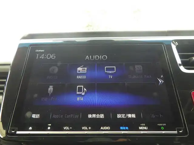 ホンダ ステップワゴン スパーダ クルスピセンシング 神奈川県 2018(平30)年 3.6万km スーパープラチナメタリック 禁煙車/純正9型プレミアムインターナビTV/（VXM-187VFNi/CD/DVD/Bluetooth/フルセグTV）/純正バックカメラ/純正ドライブレコーダー/純正LEDオートライト/純正LEDフォグ/純正17インチアルミ/純正エアロ/純正ルーフエンドスポイラー/純正ラバーマット/両側電動スライドドア/アダプティブクルーズコントロール/レーンディパーチャーアラート/ウインカードアミラー/前席シートヒーター/デュアルオートエアコン/リアオートエアコン/ハーフレザーシート/パドルシフト/本革巻ハンドル/スマートキー/プッシュエンジンスタート/新車時保証書/取扱い説明書