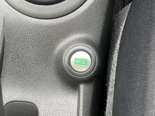 日産 ノート X DIG－S 群馬県 2013(平25)年 7.6万km スーパーブラック 純正ＳＤナビ(CD/SD/FM/AM/フルセグTV/AUX)/バックカメラ/スーパーチャージャー/ＥＴＣ/スマートキー/プッシュスタート/ECOモード/アイドリングストップ/電動格納ミラー/ヘッドライトレベライザー/パワーウインドウ/ステアリングチルド機構/取扱説明書