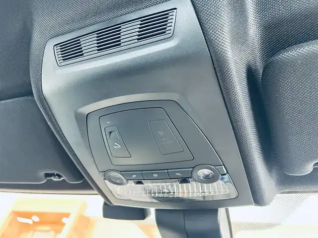 ＢＭＷ ５２３ｉ Mスポーツ 大阪府 2016(平28)年 2.7万km カーボンブラックM ワンオーナー/インテリジェントセーフティ/パワーシート/Dシートメモリ/ACC/純正ナビ/TV/バックカメラ/純正18インチAW/HIDヘッドライト/クリアランスソナー/パドルシフト/ETC/AUX/USB/Bluetooth/CD/DVD