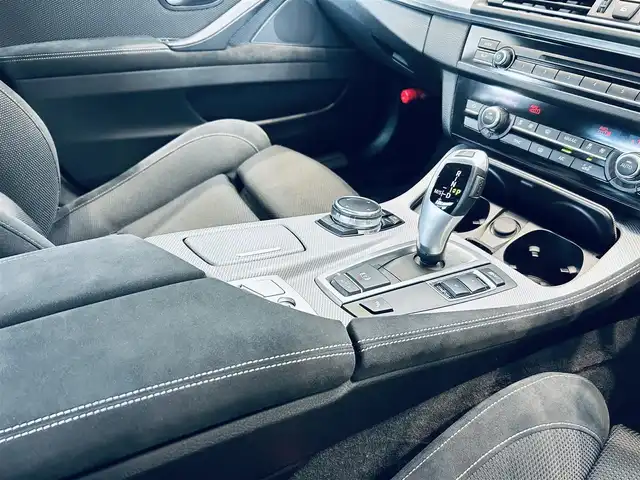 ＢＭＷ ５２３ｉ Mスポーツ 大阪府 2016(平28)年 2.7万km カーボンブラックM ワンオーナー/インテリジェントセーフティ/パワーシート/Dシートメモリ/ACC/純正ナビ/TV/バックカメラ/純正18インチAW/HIDヘッドライト/クリアランスソナー/パドルシフト/ETC/AUX/USB/Bluetooth/CD/DVD
