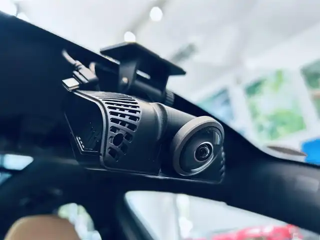 ボルボ ＸＣ６０ D4 AWD インスクリプション 大阪府 2019(令1)年 2.3万km グレー サンルーフ/HUD/ハーマンカードン/ベージュ革/メモリ付きパワーシート/エアシートヒーター/ステアリングヒーター/純正ナビ/TV/３６０度カメラ/applecarplay/ACC/BLIS/純正19インチAW/LEDヘッドライト/電動リアゲート/自動駐車