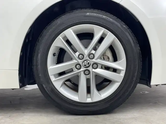 トヨタ カローラ スポーツ ハイブリッドG 三重県 2018(平30)年 7.5万km ホワイトパールクリスタルシャイン 禁煙車/トヨタセーフティセンス/メモリーナビ/フルセグＴＶ Bluetoothオーディオ/バックカメラ/ビルトインETC/前後録画ドライブレコーダー/レーダークルーズコントロール/コーナーセンサー/LEDヘッドライト/16インチアルミホイール/スマートキー