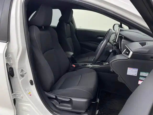 トヨタ カローラ スポーツ ハイブリッドG 三重県 2018(平30)年 7.5万km ホワイトパールクリスタルシャイン 禁煙車/トヨタセーフティセンス/メモリーナビ/フルセグＴＶ Bluetoothオーディオ/バックカメラ/ビルトインETC/前後録画ドライブレコーダー/レーダークルーズコントロール/コーナーセンサー/LEDヘッドライト/16インチアルミホイール/スマートキー
