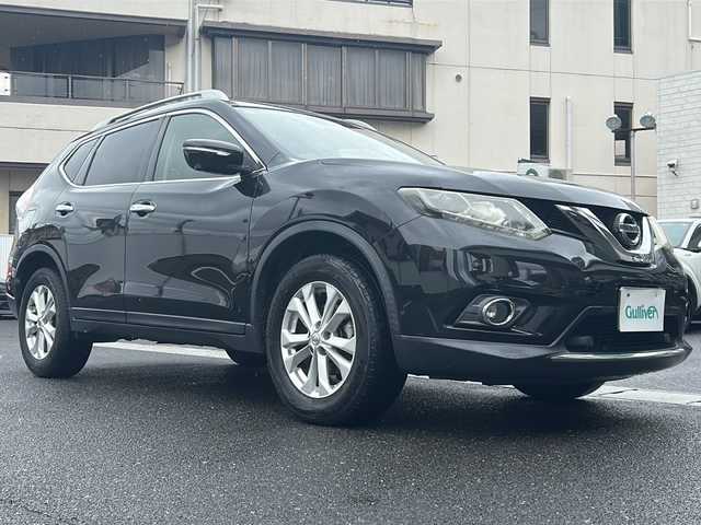 日産 エクストレイル 20Xt エマージェンシーブレーキ 岡山県 2016(平28)年 10.6万km ダイヤモンドブラック 登録時走行距離１０５５６９ｋｍ/純正SDナビ/(AM/FM/DISC/TV/BT/USB/AUX)/エマージェンシーブレーキ/インテリジェントパーキングアシスト/アイドリングストップ/全方位カメラ/寒冷地仕様/4WD/ダウンヒルアシストコントロール/電動リアゲート/クルーズコントロール/ビルトインETC/シートヒーター/プッシュスタート/スマートキー/ルーフレール/純正１７インチアルミホイール