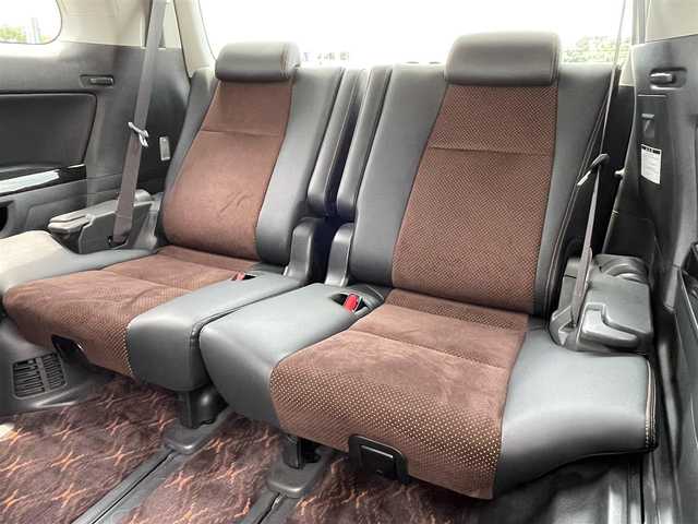 トヨタ アルファード 240S タイプゴールドⅡ 宮崎県 2014(平26)年 10.6万km ブラック 社外ナビ/(AM.FM.Bluetooth)/フルセグTV/バックカメラ/ETC/両側パワースライドドア/クルーズコントロール/フリップダウンモニター/コーナーセンサー/オットマン/オートライト/ダブルオートエアコン/パワーバックドア/ハーフレザー/電格ミラー/ステアリングスイッチ/パワーウィンドウ/パワーステアリング/スマートキー
