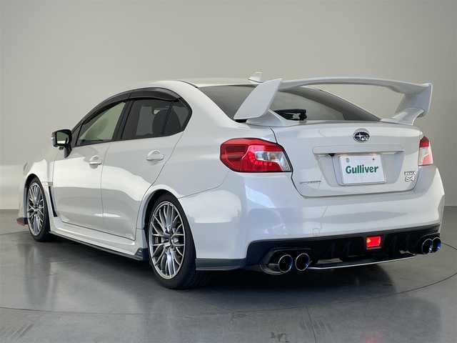 スバル ＷＲＸ Ｓ４ 2．0GT‐S アイサイト 愛知県 2015(平27)年 8.8万km クリスタルホワイトP 純正ナビ　フルセグＴＶ　ＳＴｉスポイラー　大型リヤスポイラー付　ＨＫＳ車高調　Ｇｒｅｄｄｙ４本出マフラー　アイサイト　衝突軽減　追従クルコン　ＢＳＭ　ＬＥＤオートライト　フォグ　ハーフレザー　純正マフラー積込　ETC　プッシュスタート　バックカメラ　サイドカメラ　前席パワーシート　純正18インチアルミ　禁煙車
