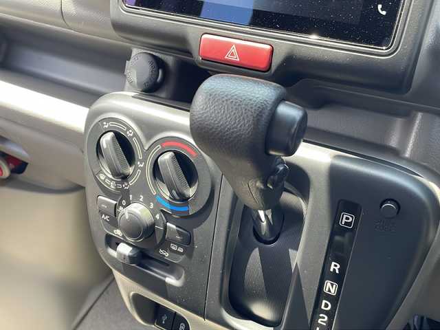 スズキ エブリイ JOIN 岩手県 2024(令6)年 2.7万km クールカーキPM ディスプレイオーディオ/AM/FM/Bluetooth/バックカメラ/両側スライドドア/スズキセーフティサポート/衝突被害軽減ブレーキ/レーンキープアシスト/横滑り防止装置/コーナーセンサー/アイドリングストップ/オートライト/HIDヘッドライト/フォグランプ/リモコンキー/電動格納ミラー/12インチスチールホイール/保証書/取扱説明書