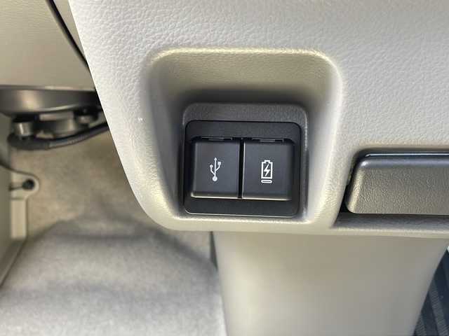 スズキ エブリイ JOIN 岩手県 2024(令6)年 2.7万km クールカーキPM ディスプレイオーディオ/AM/FM/Bluetooth/バックカメラ/両側スライドドア/スズキセーフティサポート/衝突被害軽減ブレーキ/レーンキープアシスト/横滑り防止装置/コーナーセンサー/アイドリングストップ/オートライト/HIDヘッドライト/フォグランプ/リモコンキー/電動格納ミラー/12インチスチールホイール/保証書/取扱説明書