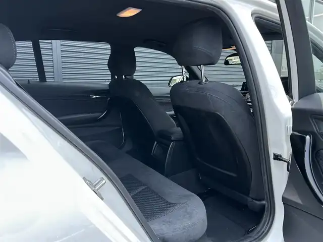 ＢＭＷ １１８ｄ Mスポーツ 茨城県 2018(平30)年 4.9万km アルピンホワイトⅢ 後期型　/インテリジェントＳＦＴ　/ＬＤＷ　/パーキングサポートＰＫＧ　/Ｂカメラ　/ＰＤＣ　/クルーズコントロール　/ナビ　/ＢＴ　/ＵＳＢ　/ＤＶＤ　/ＣＤ　/ＬＥＤヘッドライト　/オートライト　/ミラー型ＥＴＣ　/禁煙車