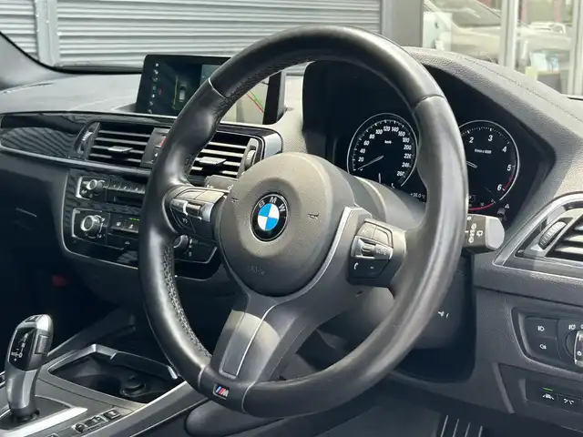 ＢＭＷ １１８ｄ Mスポーツ 茨城県 2018(平30)年 4.9万km アルピンホワイトⅢ 後期型　/インテリジェントＳＦＴ　/ＬＤＷ　/パーキングサポートＰＫＧ　/Ｂカメラ　/ＰＤＣ　/クルーズコントロール　/ナビ　/ＢＴ　/ＵＳＢ　/ＤＶＤ　/ＣＤ　/ＬＥＤヘッドライト　/オートライト　/ミラー型ＥＴＣ　/禁煙車