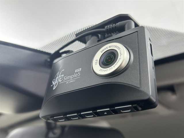 トヨタ シエンタ ハイブリッド G クエロ 埼玉県 2020(令2)年 3.1万km ダークブルーマイカM 純正ナビ　Bluetooth　CD/DVD　フルセグ　バックカメラ　両側パワースライドドア　クルーズコントロール　ドライブレコーダー　ＬＥＤヘッドライト　トヨタセーフティセンス　ビルトインETC