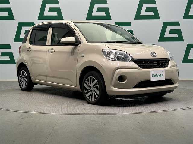 ダイハツ ブーン X Gパッケージ SAⅡ 鹿児島県 2018(平30)年 5.6万km パウダリーベージュメタリック 社外ＳＤナビ【ＮＭＺＫ－Ｗ６８Ｄ】　/フルセグＴＶ　/Ｂｌｕｅｔｏｏｔｈ　/バックカメラ　/スマートアシストII　/革巻きステアリング　/ステアリングリモコン　/ＨＩＤヘッドライト　/純正アルミホイール　/ＥＴＣ/禁煙車
