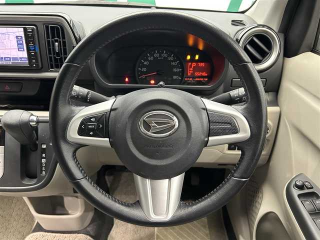 ダイハツ ブーン X Gパッケージ SAⅡ 鹿児島県 2018(平30)年 5.6万km パウダリーベージュメタリック 社外ＳＤナビ【ＮＭＺＫ－Ｗ６８Ｄ】　/フルセグＴＶ　/Ｂｌｕｅｔｏｏｔｈ　/バックカメラ　/スマートアシストII　/革巻きステアリング　/ステアリングリモコン　/ＨＩＤヘッドライト　/純正アルミホイール　/ＥＴＣ/禁煙車