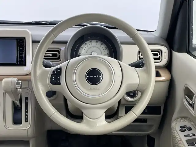 スズキ ラパン S 新潟県 2017(平29)年 2.1万km フレンチミントパールメタリック 純正メモリナビ（Bluetooth・CD・DVD・SD・AM・FM）/アラウンドビューモニター　/衝突被害軽減システム/フルセグ　/純正ビルトインＥＴＣ　/ハロゲンオートライト　/Ｄ席シートヒーター　/プッシュスタート　/純正フロアマット　/アイドリングストップ　/スマートキー　/ABS/盗難防止装置/横滑り防止装置