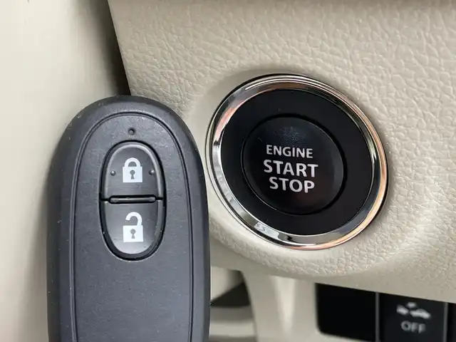 スズキ ラパン S 新潟県 2017(平29)年 2.1万km フレンチミントパールメタリック 純正メモリナビ（Bluetooth・CD・DVD・SD・AM・FM）/アラウンドビューモニター　/衝突被害軽減システム/フルセグ　/純正ビルトインＥＴＣ　/ハロゲンオートライト　/Ｄ席シートヒーター　/プッシュスタート　/純正フロアマット　/アイドリングストップ　/スマートキー　/ABS/盗難防止装置/横滑り防止装置