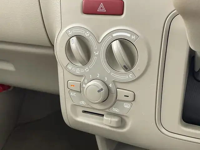 スズキ ラパン S 新潟県 2017(平29)年 2.1万km フレンチミントパールメタリック 純正メモリナビ（Bluetooth・CD・DVD・SD・AM・FM）/アラウンドビューモニター　/衝突被害軽減システム/フルセグ　/純正ビルトインＥＴＣ　/ハロゲンオートライト　/Ｄ席シートヒーター　/プッシュスタート　/純正フロアマット　/アイドリングストップ　/スマートキー　/ABS/盗難防止装置/横滑り防止装置