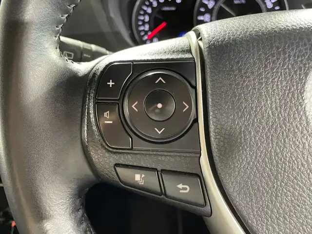 トヨタ ヴォクシー ZS 煌Ⅲ 福岡県 2020(令2)年 4.6万km ホワイトパールクリスタルシャイン 純正9インチメモリナビ/フルセグテレビ/バックカメラ/フリップダウンモニター/両側パワースライドドア/ETC/アイドリングストップ/プッシュスタート/レーンキープアシスト