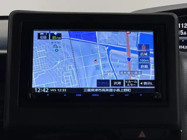 ホンダ Ｎ ＢＯＸ カスタム G L ターボ ホンダセンシング 三重県 2020(令2)年 6.3万km クリスタルブラックパール ガソリン・ターボ/FF/MTモード付インパネCVT/ケンウッド 7インチナビ MDV-D709BT/（FM/AM/CD/DVD/iPod/USB/SD/内蔵メモリ/TV/Bluetooth/HDMI/SMART USEN）/バックカメラ/両側パワースライドドア/ドライブレコーダー 前方/ビルトイン ETC/Honda SENSING/・衝突軽減ブレーキ［CMBS］/・車線維持支援システム［LKAS］/・アダプティブクルーズコントロール/・路外逸脱抑制機能/・標識認識機能/・先行車発進お知らせ機能/・VSA（ABS＆TRC＆横すべり抑制）/など/装備/・ハーフレザーシート/・シートヒーター（D/N）/・オートエアコン/・オートライト/・LEDヘッドライト＆フロントフォグライト/・ステアリングスイッチ/・パドルシフト/・充電用USBジャック（2.5A急速充電対応）2ヶ/・純正15inAW/・プッシュスタート/・スマートキーx2/・保/取/など