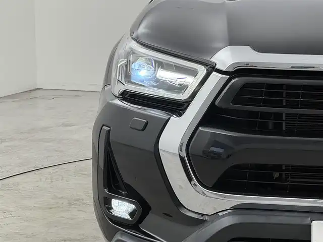 トヨタ ハイラックス Z 福岡県 2020(令2)年 4.9万km アティチュードブラックマイカ ベッドライナー　/ＧＲスポーツバー／フロントバンパーカバー／マッドフラップ　/純正ナビ／フルセグＴＶ　/バックカメラ　/レーダークルコン　/衝突被害軽減　/レーンキープ　/ヒルディセントコントロール　/ＥＴＣ　/ＬＥＤヘッドライト