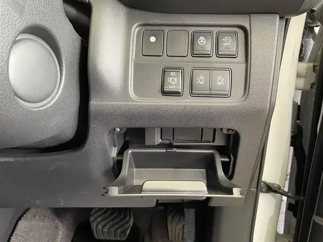 日産 セレナ ハイウェイスターVセレクションⅡ 岩手県 2019(平31)年 9万km ブリリアントホワイトパール ワンオーナー/４WD/ALPINE10.1インチ後席モニター/ハンズフリーオートバックドア/アラウンドビューモニター/セーフティパックB/プロパイロット/インテリジェントルームミラー/ハイビームアシスト/エマージェンシーブレーキ/車線逸脱抑制機能/標識表示機能/前後ソナー/パーキングアシスト/オートブレーキホールド/アルパイン９型ナビゲーション/フルセグTV/ロールサンシェード/リヤオートエアコン/前席シートヒーター/ステアリングヒーター/ETC/ドライブレコーダー/LEDヘッドライト/純正１５インチアルミホイール