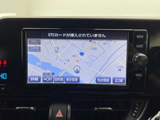 トヨタ Ｃ－ＨＲ G 兵庫県 2017(平29)年 6.1万km ホワイトパールクリスタルシャイン 純正SDナビ(CD/DVD/SD/Bt/フルセグ)/・NSZT-W66T/バックカメラ/TRD(F.S.R)スポイラー/PCS/LDA/BSM/ACC/オートハイビーム/ハーフレザー/シートヒーター/ランバーサポート/LEDヘッドライト/LEDフォグ/コーナーセンサー/ビルトインETC/柿本改４本出しマフラー/純正１８AW[/スペアキーｘ１/社外マット・純正バイザー