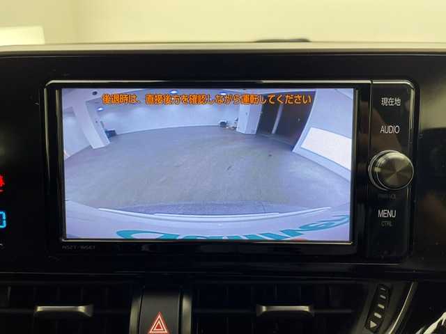 トヨタ Ｃ－ＨＲ G 兵庫県 2017(平29)年 6.1万km ホワイトパールクリスタルシャイン 純正SDナビ(CD/DVD/SD/Bt/フルセグ)/・NSZT-W66T/バックカメラ/TRD(F.S.R)スポイラー/PCS/LDA/BSM/ACC/オートハイビーム/ハーフレザー/シートヒーター/ランバーサポート/LEDヘッドライト/LEDフォグ/コーナーセンサー/ビルトインETC/柿本改４本出しマフラー/純正１８AW[/スペアキーｘ１/社外マット・純正バイザー