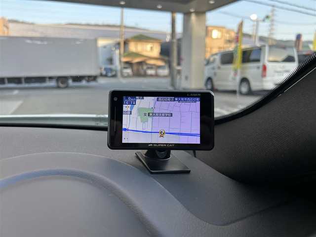 アルファロメオ ジュリエッタ スポルティーバ 栃木県 2013(平25)年 7.2万km アイスホワイト 社外ＳＤナビ/（フルセグ／ＢＴ／ＣＤ／ＤＶＤ）/バックカメラ/ハーフレザーシート/前席パワーシート/純正１８インチＡＷ/純正フロアマット/後方コーナーセンサー/ドライブレコーダー/ＥＴＣ