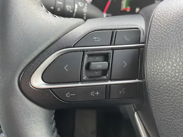 トヨタ ヴォクシー S－Z 熊本県 2024(令6)年 1.5万km グリッターブラックガラスフレーク 快適利便high/ユニバーサルステップ/純正ディスプレイオーディオPlus/・ナビキット/・AM/FM/CD/DVD/BT/・アップルカープレイ/アンドロイドオート/・バックカメラ/・フルセグTV/・テレビキャンセラー/フリップダウンモニター/トヨタセーフティセンス/・プリクラッシュセーフティ/・レーンディパーチャーアラート/・レーダークルーズコントロール/・プロアクティブドライビングアシスト/・ロードサインアシスト/・オートマチックハイビーム/パーキングサポートブレーキ/ハーフレザーシート/・前後席シートヒーター/電動リアゲート/両側電動スライドドア/前後ドライブレコーダー/LEDヘッドライト/ETC2.0/電動パーキングブレーキ/オートホールドブレーキ/後席ロールサンシェード/電動格納ミラー/ウインカーミラー/スペアキー