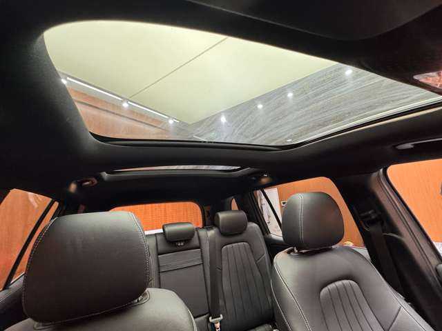 メルセデス・ベンツ Ｍ・ベンツ ＧＬＢ２００ｄ 4マチック 千葉県 2021(令3)年 6万km マウンテングレー パノラマＳＲ　/レザーエクスクルーシブＰＫＧ　/アドバンスドＰＫＧ/ＨＵＤ　/黒本革シート　/ＡＣＣ　/純正ナビ　/ＴＶ　/３６０°Ｂｌｕｅｔｏｏｔｈ接続　/電動リアゲート　　/アンビエントライト　/ＲＳＰ　/ドラレコ