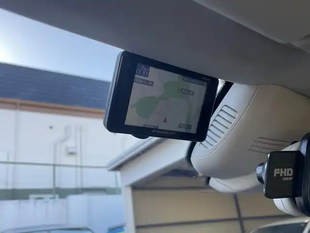 メルセデス・ベンツ Ｓ５５０Ｌ 神奈川県 2017(平29)年 3.4万km オブシディアンブラック メルセデスベンツ S550L MOSELコンプリート M55RS/MOSEL/エアロ/アルミ/キャリパー/シート/スカッフプレート/４本出しマフラー/アルミペダル/ステアリング/フロアマット/エンブレム/コマンドシステム/CD/DVD/BT/USB/メディアレジスター/フルセグTV/３６０°カメラ/ETC/パノラマサンルーフ/レザーシート/全席シートヒーター/エアシート/ダイナミックマルチコントロールシート/ハンドルヒーター/ショーファーパッケージ/エグゼクティブリアシート/助手席側後席リクライニングシート/フットレスト/シートヒーター・プラス/後席シートヒーター/ドアアームレストヒーター/センターアームレストヒーター/リヤエンターテイメントシステム/ヘッドホン/リモコン/ブルメスターサウンド/アンビエントライト/パフュームアトマイザー/ハイトコントロール/全ドアイージークロージャー/パワーバックドア/ESP/PRE-SAFEブレーキ/ブラインドスポット/アテンションアシスト/レーンキープ/ディストロニックプラス/可変スピードリミッター/HUD/スマートキー×２/保証書/取説