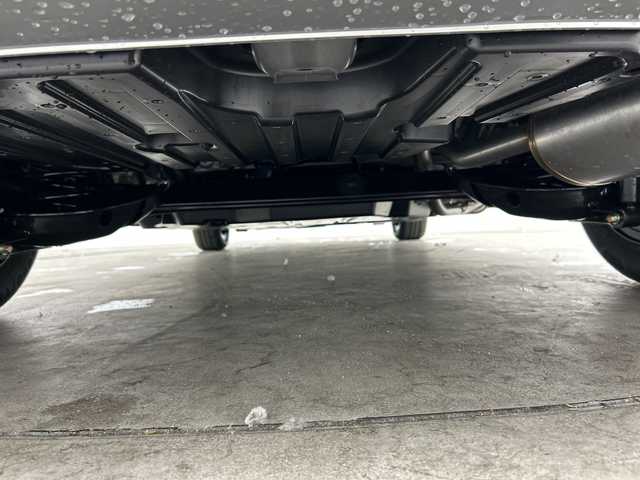 ホンダ フリード ハイブリット e:HEV クロスター 三重県 2025(令7)年 0.1千km クリスタルブラックパール /登録済未使用車//登録時走行距離4km//純正9インチメモリーナビ　LXM-242ZFNI(207/680円)//バックカメラ//オートAC//DN席シートヒーター//電子サイドブレーキ//ブレーキオートホールド//革巻きステアリング//ステアリングスイッチ//ホンダセンシング//衝突軽減ブレーキ//レーンキープアシスト//レーダークルーズコントロール//ブラインドスポットモニター//前後コーナーセンサー//ハーフレザーシート//ルーフレール//サイドカーテンエアバッグ