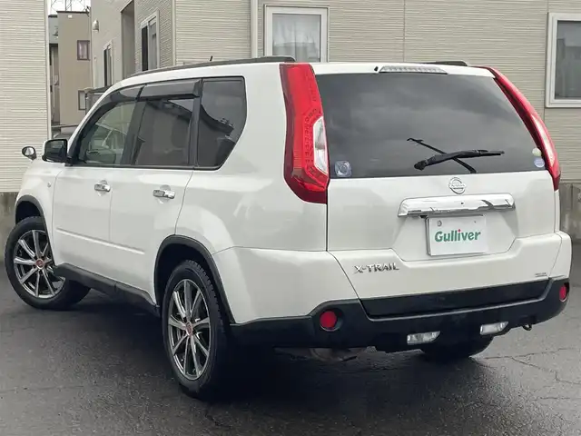 日産 エクストレイル 20Xtt 青森県 2013(平25)年 11.2万km ブリリアントホワイトパール 4WD/純正SDナビ/（CD・SD・VTR）/バックカメラ/前ドラレコ/ルーフレール/クルーズコントロール/ダウンヒルアシスト/ETC/革巻きステアリング/ステアリングスイッチ/オートライト/フォグライト/カプロンシート/シートヒーター/電格ミラー/スマートキー/保証書/取扱説明書