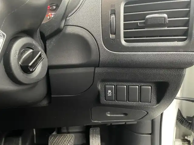 日産 エクストレイル 20Xtt 青森県 2013(平25)年 11.2万km ブリリアントホワイトパール 4WD/純正SDナビ/（CD・SD・VTR）/バックカメラ/前ドラレコ/ルーフレール/クルーズコントロール/ダウンヒルアシスト/ETC/革巻きステアリング/ステアリングスイッチ/オートライト/フォグライト/カプロンシート/シートヒーター/電格ミラー/スマートキー/保証書/取扱説明書