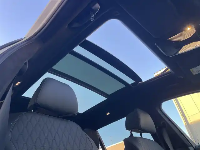 ＢＭＷ Ｘ７ xDrive35d Mスポーツ 山梨県 2021(令3)年 0.6万km ミネラルホワイト パノラマＳＲ/全方位カメラ　/コンフォートシート　/ｈａｒｍａｎ／ｋａｄｏｎ　/黒革　/シートＨ　/ベンチレーション　/純正２１インチアルミ　/パイロットＡＣＣ　/アンビエントライト　/レーザーライトＬＥＤ　/オートハイビーム