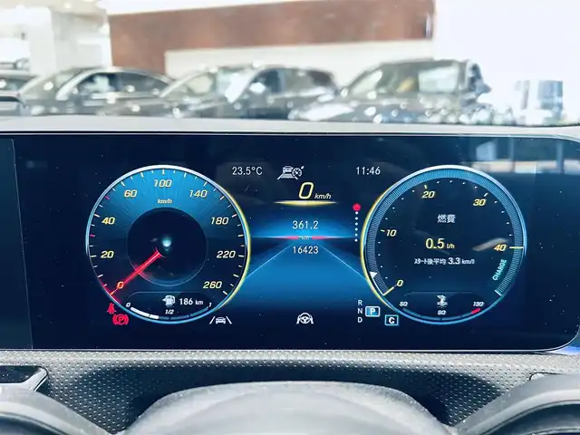 メルセデス・ベンツ Ａ２００ｄ AMGライン 大阪府 2022(令4)年 1.7万km ポーラホワイト ワンオーナー/レーダーセーフティ/ハーフレザー/シートヒーター/純正ナビ/TV/バックカメラ/ACC/純正18インチAW/LEDヘッドライト/アンビエントライト/ブラインドスポット/クリアランスソナー/パナメリカーナグリル