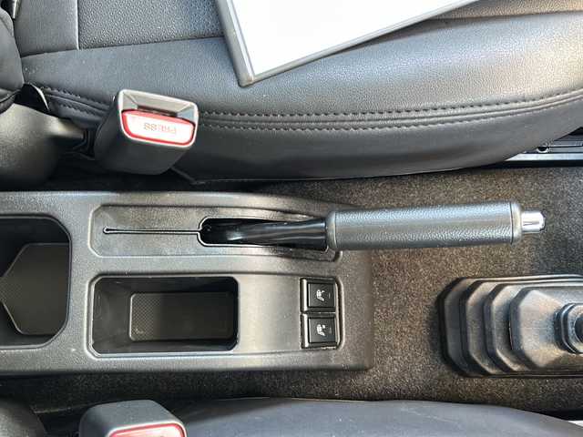 スズキ ジムニー XC 福岡県 2022(令4)年 2.3万km ブルーイッシュブラックパール3 社外メモリナビ/（AM/FM/CD/DVD/BT/フルセグTV）/クルーズコントロール/シートヒーター/背面タイヤ/衝突被害軽減システム/横滑り防止装置/シートカバー有/アイドリングストップ/プッシュスタートボタン/スマートキー/純正LEDヘッドライト/純正１６インチアルミホイール/フロアマット/盗難防止装置/ETC