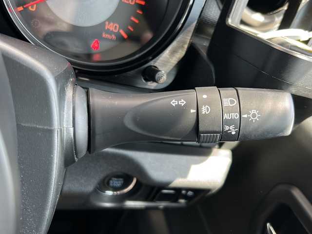 スズキ ジムニー XC 福岡県 2022(令4)年 2.3万km ブルーイッシュブラックパール3 社外メモリナビ/（AM/FM/CD/DVD/BT/フルセグTV）/クルーズコントロール/シートヒーター/背面タイヤ/衝突被害軽減システム/横滑り防止装置/シートカバー有/アイドリングストップ/プッシュスタートボタン/スマートキー/純正LEDヘッドライト/純正１６インチアルミホイール/フロアマット/盗難防止装置/ETC