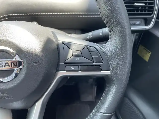 日産 セレナ ハイウェイスター Vセレクション 滋賀県 2018(平30)年 6.6万km ブリリアントホワイトパール 禁煙車/純正ナビ/【CD/フルセグTV/Bluetooth】/アラウンドビューモニター/ＥＴＣ/インテリジェントパーキングアシスト/両側パワースライドドア/ＬＥＤヘッドライト/ステアリングスイッチ/エマージェンシーブレーキ/クルーズコントロール/コーナーセンサー/オートライト/スマートキー/スペアキー