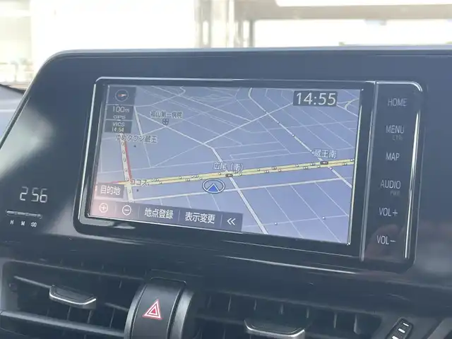 トヨタ Ｃ－ＨＲ S－T 広島県 2019(平31)年 5.1万km ホワイトパールクリスタルシャイン ワンオーナー/純正SDナビ(NSZT-W68T)/　（Bluetooth/フルセグテレビ/CD/DVD/AM/FM）/レーダークルーズコントロール/SPORT ABELIA 17インチアルミホイール/純正フロアマット/バックカメラ/LEDヘッドライト/オートマチックハイビーム/オートライト/横滑り防止装置/レーンキープアシスト/盗難防止装置/衝突被害軽減システム/W+サイドエアバッグ/カーテンエアバック/スマートキー/保証書/取扱説明書