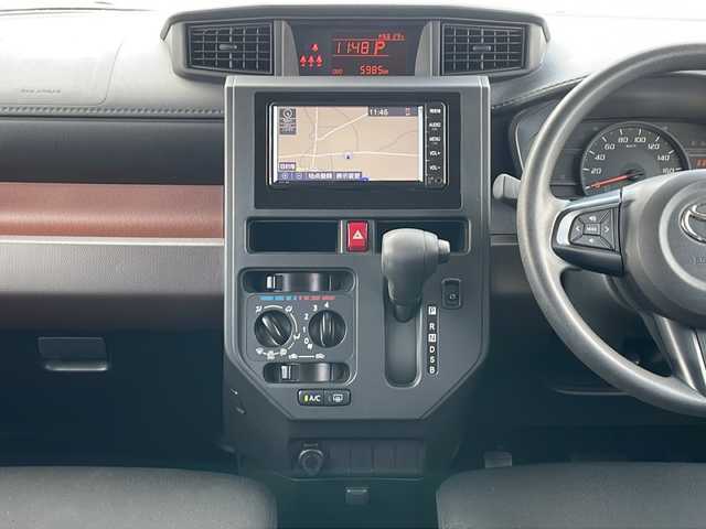トヨタ タンク X S 石川県 2019(令1)年 0.6万km パールホワイトⅢ スマートアシストIII/外部検査実施済み/ワンオーナー/登録時走行距離5985km/スマートアシストIII/・衝突警報機能（対車両・対歩行者）/・衝突回避支援ブレーキ機能（対車両・対歩行者）/・誤発進抑制制御機能（前方・後方）/・車線逸脱警報機能/・オートハイビーム/・先行車発進お知らせ機能/純正SDナビ【NSCN-W68】/(ワンセグTV/Bluetooth)/バックカメラ/片側パワースライドドア/横滑り防止機能/プッシュスタート/スマートキー/右側イージークローザー/取扱説明書/保証書/スペアキー1本