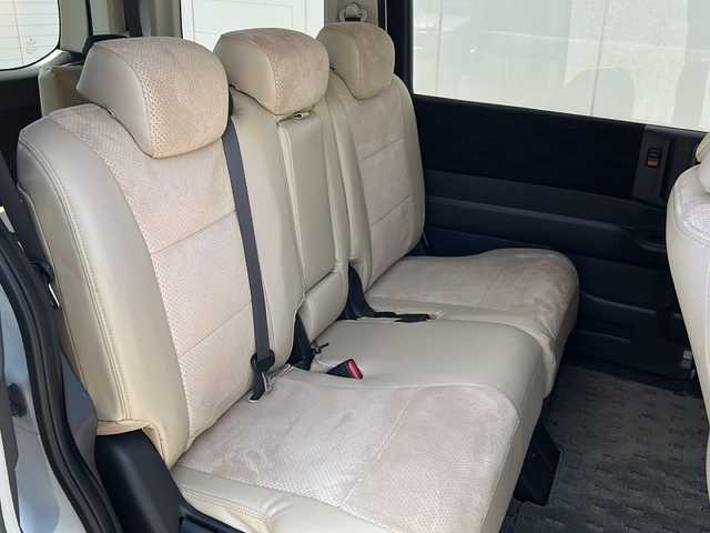ホンダ ステップワゴン G インターナビコンフォートセレ 埼玉県 2013(平25)年 10.6万km ホワイトオーキッドパール (株)IDOMが運営する【じしゃロン熊谷店】の自社ローン専用車両になりますこちらは現金またはオートローンご利用時の価格です。自社ローンご希望の方は別途その旨お申付け下さい/純正HDDナビ（TV/CD/DVD/FM/AM)/ワンセグテレビ/ハーフレザーシートカバー/クルーズコントロール/２列目シート跳ね上げ/３列目シート床下格納/バックモニター/両側パワースライドドア/ETC/アイドリングストップ/純正フロアマット/LEDオートライト/社外アルミホイール/ドアバイザー/USB入力端子/横滑り防止装置/ABS/スペアキー