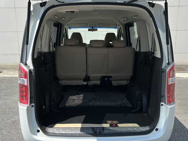 ホンダ ステップワゴン G インターナビコンフォートセレ 埼玉県 2013(平25)年 10.6万km ホワイトオーキッドパール (株)IDOMが運営する【じしゃロン熊谷店】の自社ローン専用車両になりますこちらは現金またはオートローンご利用時の価格です。自社ローンご希望の方は別途その旨お申付け下さい/純正HDDナビ（TV/CD/DVD/FM/AM)/ワンセグテレビ/ハーフレザーシートカバー/クルーズコントロール/２列目シート跳ね上げ/３列目シート床下格納/バックモニター/両側パワースライドドア/ETC/アイドリングストップ/純正フロアマット/LEDオートライト/社外アルミホイール/ドアバイザー/USB入力端子/横滑り防止装置/ABS/スペアキー