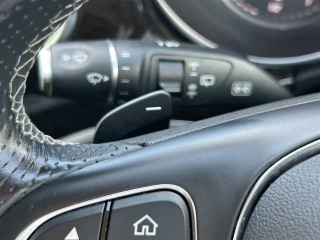 メルセデス・ベンツ Ｖ２２０ d マルコポーロホライゾン 福岡県 2019(令1)年 5万km オブシディアンブラックM 純正ナビ（ラジオ／ＢＴ／ワンセグＴＶ）/ポップアップルーフ/回転式フロントシート/ワイドスクリーンコクピット/ブラインドスポットモニター/レーダーセーフティーパッケージ/ディストロニック・プラス/アテンションアシスト/クロスウインドアシスト/サブバッテリー/リーディングライト/MBUX/アクティブパーキングアシスト/前席シートヒーター/３６０度カメラシステム/デジタルインナーミラー/ＥＴＣ２．０/クリアランスソナー/スペアキー/保証書/取扱説明書