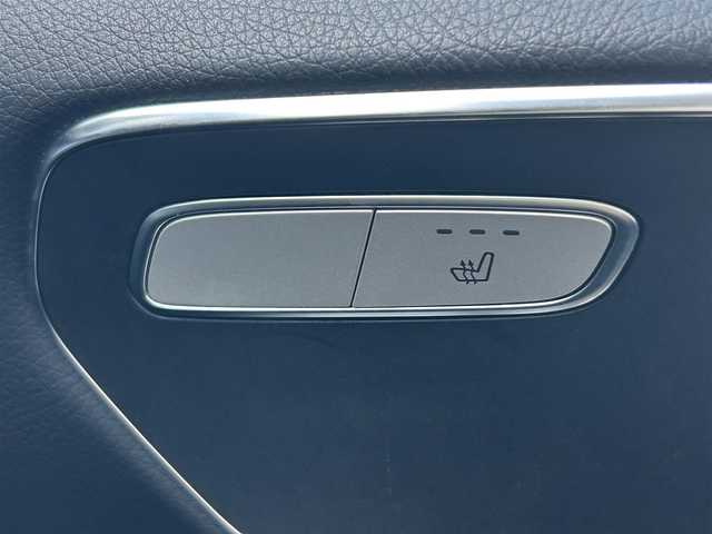 メルセデス・ベンツ Ｖ２２０ d マルコポーロホライゾン 福岡県 2019(令1)年 5万km オブシディアンブラックM 純正ナビ（ラジオ／ＢＴ／ワンセグＴＶ）/ポップアップルーフ/回転式フロントシート/ワイドスクリーンコクピット/ブラインドスポットモニター/レーダーセーフティーパッケージ/ディストロニック・プラス/アテンションアシスト/クロスウインドアシスト/サブバッテリー/リーディングライト/MBUX/アクティブパーキングアシスト/前席シートヒーター/３６０度カメラシステム/デジタルインナーミラー/ＥＴＣ２．０/クリアランスソナー/スペアキー/保証書/取扱説明書