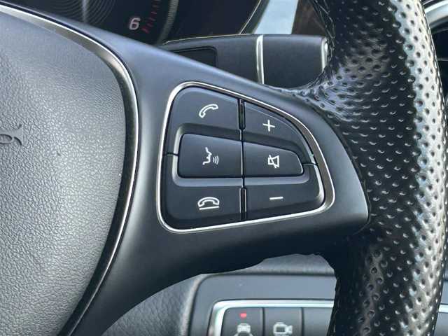 メルセデス・ベンツ Ｖ２２０ d マルコポーロホライゾン 福岡県 2019(令1)年 5万km オブシディアンブラックM 純正ナビ（ラジオ／ＢＴ／ワンセグＴＶ）/ポップアップルーフ/回転式フロントシート/ワイドスクリーンコクピット/ブラインドスポットモニター/レーダーセーフティーパッケージ/ディストロニック・プラス/アテンションアシスト/クロスウインドアシスト/サブバッテリー/リーディングライト/MBUX/アクティブパーキングアシスト/前席シートヒーター/３６０度カメラシステム/デジタルインナーミラー/ＥＴＣ２．０/クリアランスソナー/スペアキー/保証書/取扱説明書