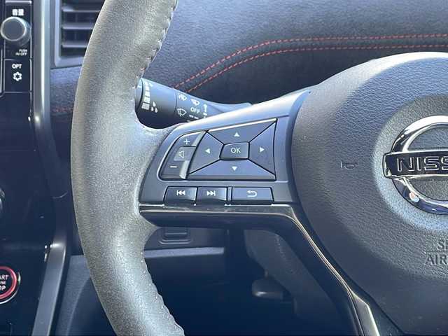 日産 セレナ ニスモ 神奈川県 2018(平30)年 4.4万km ブリリアントホワイトパール 純正ディーラーナビ/(CD/DVD/SD/USB/ブルーレイ/BT/フルセグTV)/全方位カメラ/プロパイロット/純正フリップダウンモニター/両側パワースライドドア(ハンズフリー機能付)/衝突被害軽減ブレーキ/横滑り防止装置/レーダークルーズコントロール/アイドリングストップ/ETC/前方ドライブレコーダー/オートライト/純正フロアマット/純正ドアバイザー/ISOFIX/スペアキー×1/保証書/取扱説明書