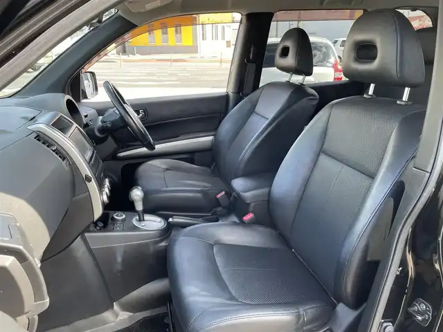 日産 エクストレイル 20X 和歌山県 2011(平23)年 9.4万km ダイヤモンドブラック (株)IDOMが運営する【じしゃロン和歌山店】の自社ローン専用車両になります。こちらは現金またはオートローンご利用時の価格です。自社ローンご希望の方は別途その旨お申付け下さい/純正HDDナビ/(CD/DVD/FM/AM/MS/BT/SD/TV)/4WD/オートエアコン/オートライト/スマートキー/バックカメラ/シートヒーター/GSDナビ