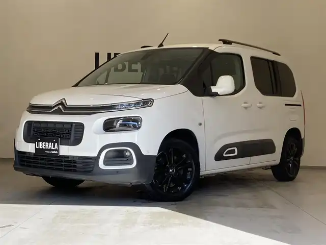 シトロエン ベルランゴ デビューエディション 熊本県 2020(令2)年 6.5万km ブランバンキーズ ガラスルーフ/ブラインドスポットモニター/LEDヘッドライト/スマートキー/プッシュスタート/クルーズコントロール/パークアシスト/電動格納ミラー/ETC