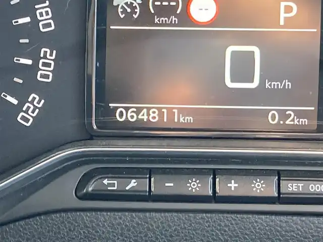 シトロエン ベルランゴ デビューエディション 熊本県 2020(令2)年 6.5万km ブランバンキーズ ガラスルーフ/ブラインドスポットモニター/LEDヘッドライト/スマートキー/プッシュスタート/クルーズコントロール/パークアシスト/電動格納ミラー/ETC